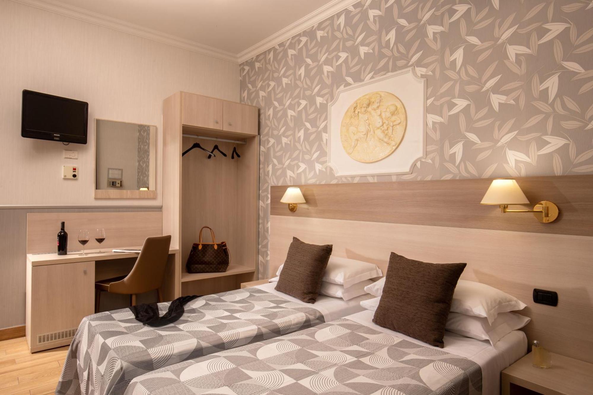 Hotel Dorica — Photos 1
